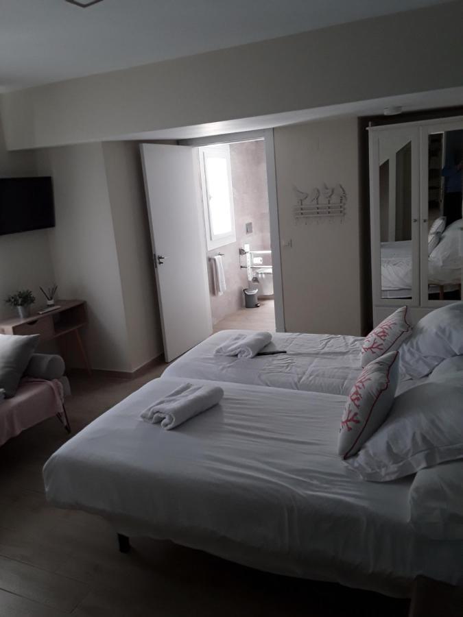 Punta Carnero Hostal Algeciras Bagian luar foto