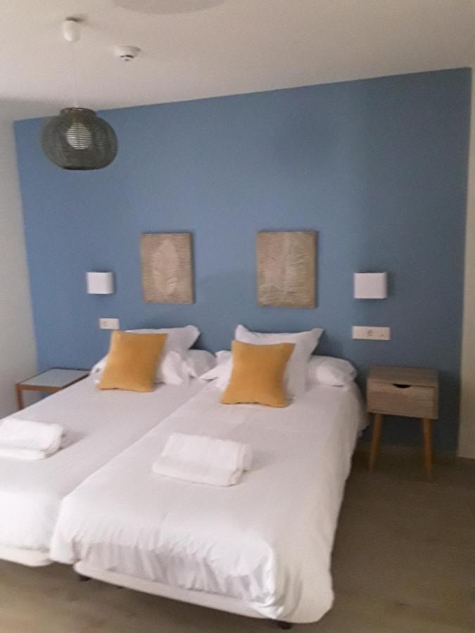 Punta Carnero Hostal Algeciras Bagian luar foto