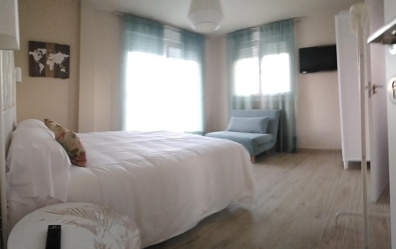 Punta Carnero Hostal Algeciras Bagian luar foto
