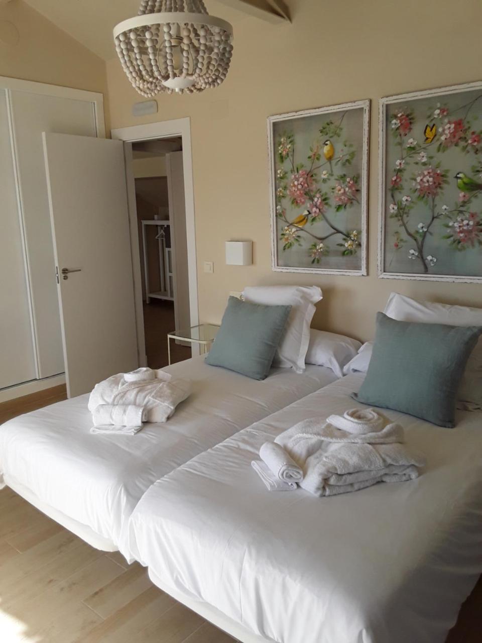 Punta Carnero Hostal Algeciras Bagian luar foto